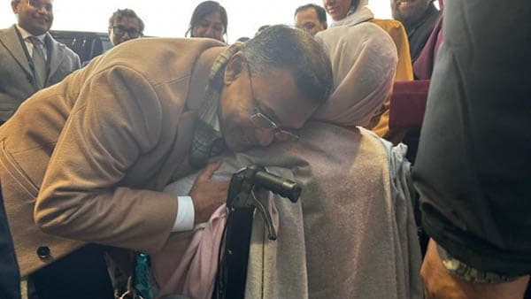 Embracing Mother Khaleda Zia